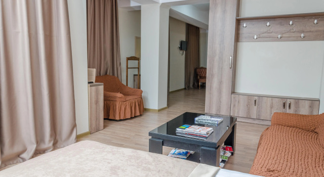 Big Bay Hotel, Rezerwuj Hotel Didube Tbilisi