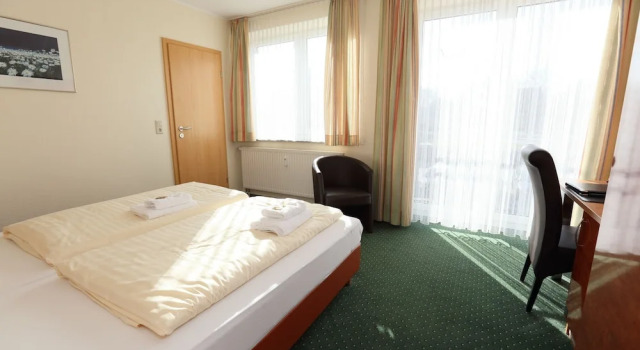 Café & Hotel am Holzhafen, Book Hotel 3-Star Hotels in Stade, 3*