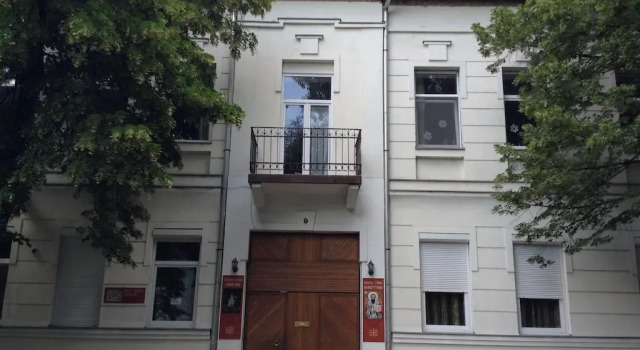 Romzsa Tódor Kollégium, Забронировать Отель Сегед Чонград, рядом с New Synagogue