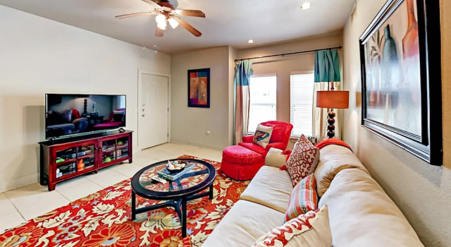 20050 Oak Road E Condo Unit 1003 3 Bedrooms 2 Bathrooms Condo, Prenota Appartamento Hotel a Alabama con piscina, Piscina