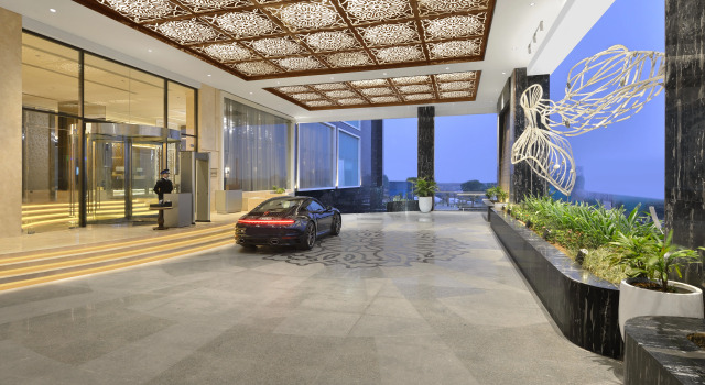 Taj Skyline Ahmedabad, Book Hotel Hotels in Gujarat with a Pool, Swimming Pool