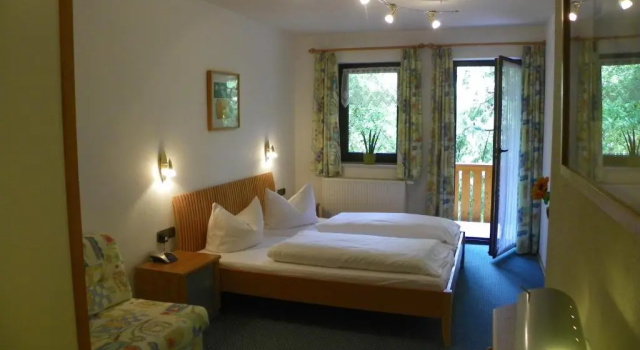 Двухместный номер Comfort Landhotel Steigerwaldhaus