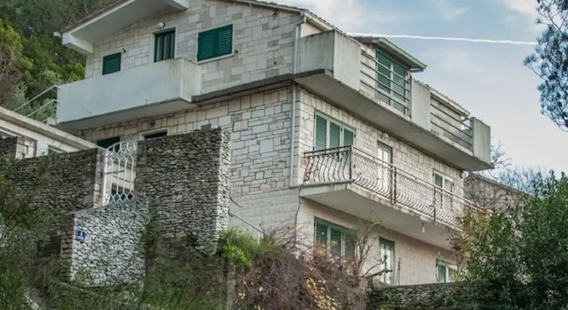 Hajdi - With Large Terrace - A1, Book Apartment Pučišća Brac Island