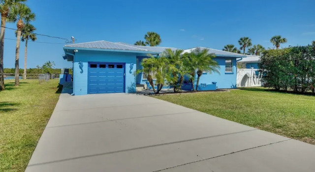 Riverfront Port Orange Home w/ Dock & Slip!
