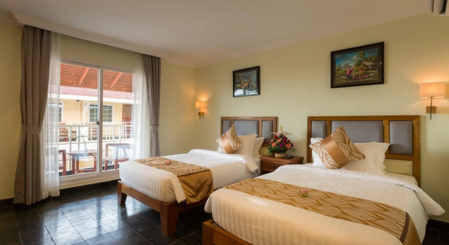 Двухместный номер Deluxe с балконом Grand Bayon Siem Reap Hotel