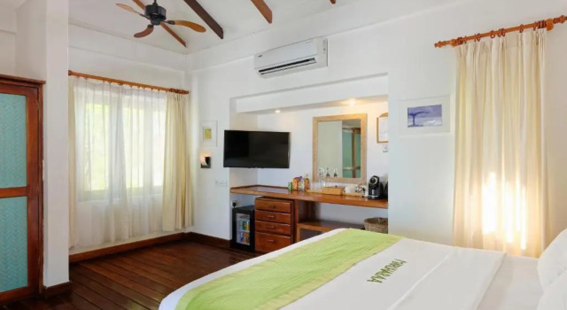 Вилла Superior Rihiveli Maldives Resort