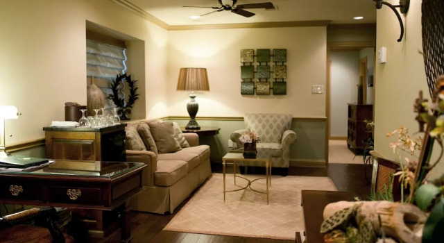 Вилла Royal The Sanford House Inn & Spa