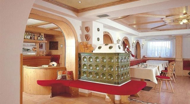 Hotel Ai Zirmes