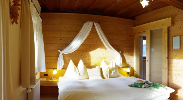 Rafting Camp Palfau, Rezervasyon Otel Gesaeuse National Park otoparklı oteller, Otopark