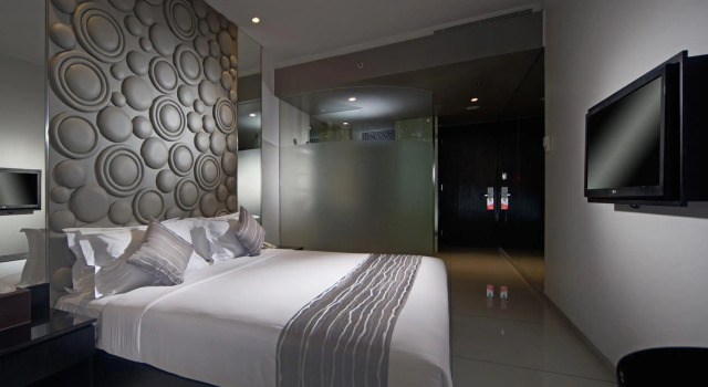 Camera Standard FM7 Resort Hotel - Jakarta Airport