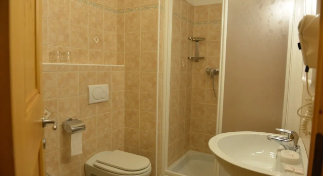 Einzel Zimmer Hotel Gufo