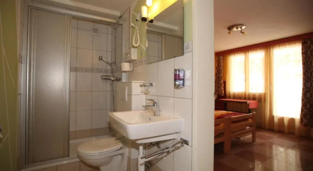 Двухместный номер Standard Hotel Klein Matterhorn
