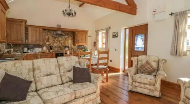 Barn Owl Cottage, Varaa Lomakoti Mökit kohteessa Merseyside, Mökki