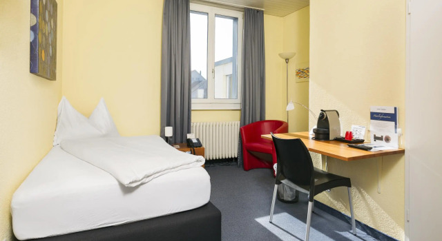 Одноместный номер Economy Hotel Bären Suhr