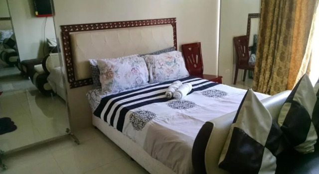 3N Palm Tree Villas