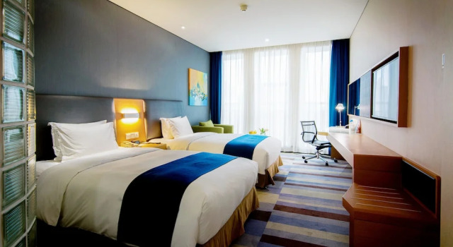 Двухместный номер Standard с видом на город Holiday Inn Express Leshan City Square by IHG - High Speed Rail and Leshan Giant Buddha