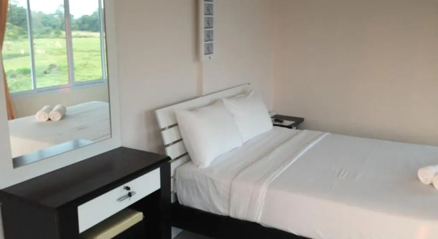 Siriburi Resort, Забронировать Курортный отель Отели Южного Таиланда с парковкой, Парковка