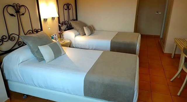 Номер Standard Alborán Algeciras