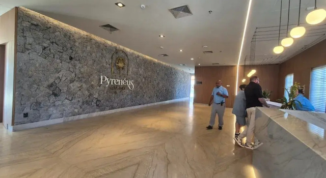 Номер Luxury Pyreneus Residence