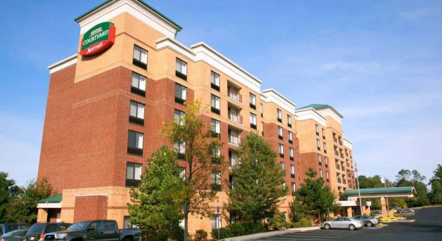 Courtyard Boston Woburn/Boston North, Varaa Hotelli Hotellit New England uima-altaalla, Uima-allas