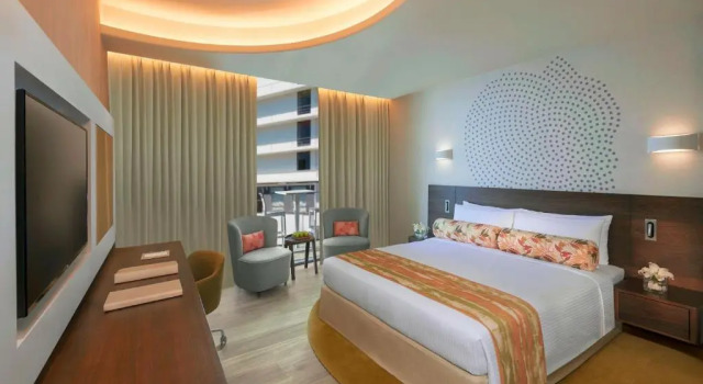 Двухместный номер Deluxe с балконом The Retreat Palm Dubai MGallery by Sofitel