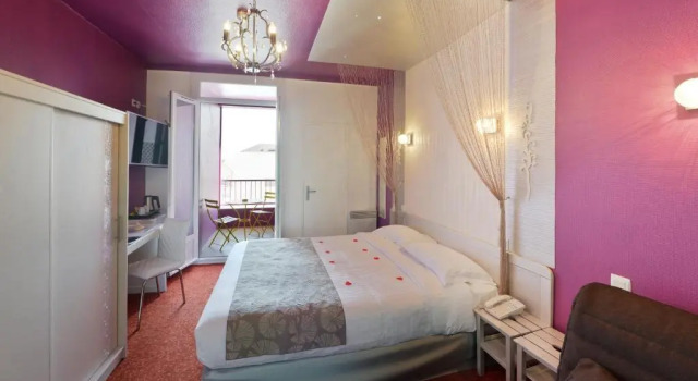 Номер Superior Hôtel Arc en Ciel et SPA Les Sables dOlonne