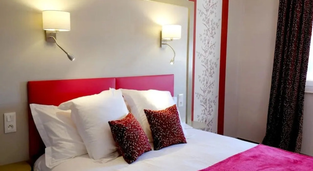 Номер Premium Hotel Restaurant SPA "Le Relais Des Moines - Logis Hôtels Restaurants"