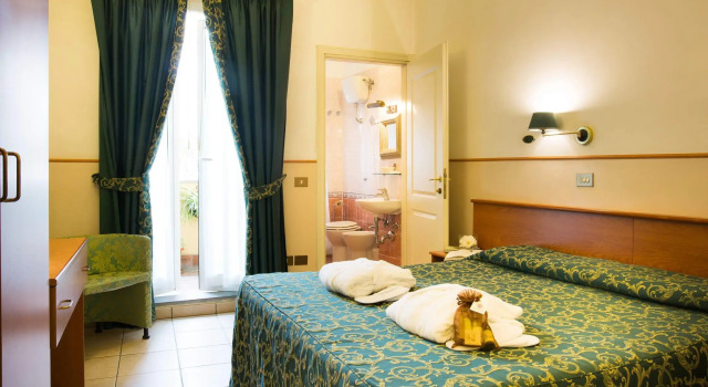 Hotel Montreal, Забронировать Отель Отели Флоренции с завтраком, рядом с Баптистерий сан Джовани, Завтраки