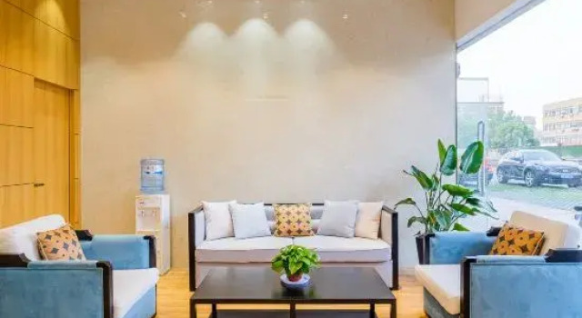 Liz Enjoy Hotel (Yaohan Store), Prenota Hotel Hotel a Jiaxing con parcheggio, Parcheggio