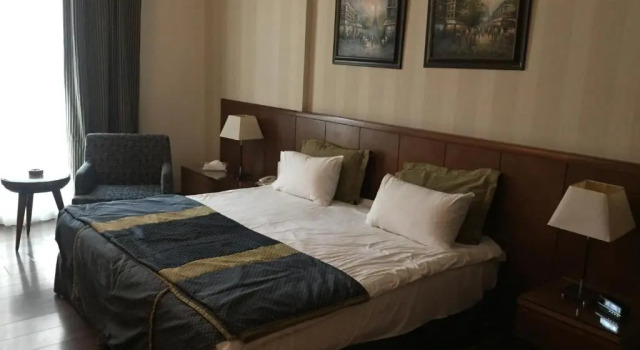 Номер Standard King Suites Hotel