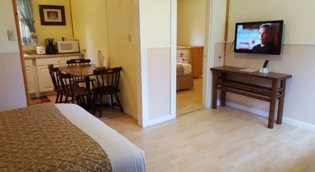 Четырёхместный номер Deluxe Mountain View Lodge