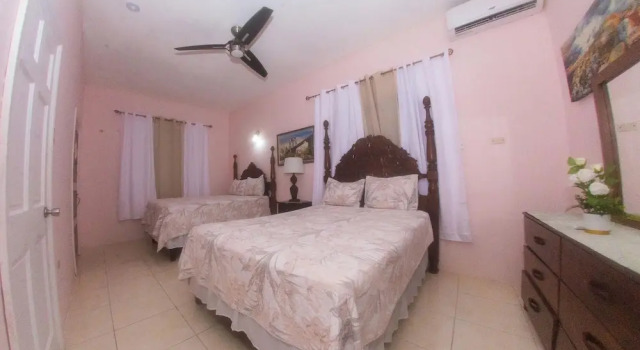 Двухместный номер Economy с видом на внутренний двор Dela de-Rose Guest House negril Jamaica
