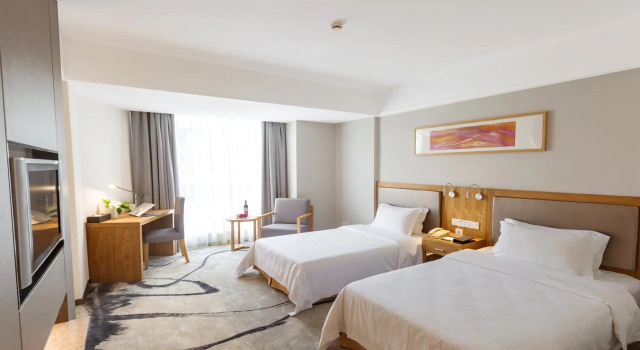 Shenzhen Fuzon Hotel, Rezerwuj Hotel Hotele w Shenzhen z parkingiem, Parking