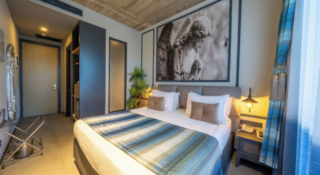 Номер Standard с красивым видом из окна Sandora Boutique Hotel