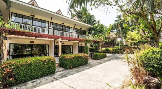 Двухместный номер Superior с балконом и с красивым видом из окна Chawalun Resort