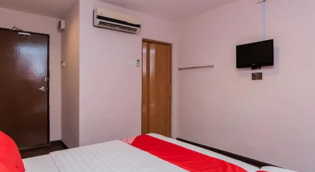 Номер Standard OYO 44026 98 Hotel