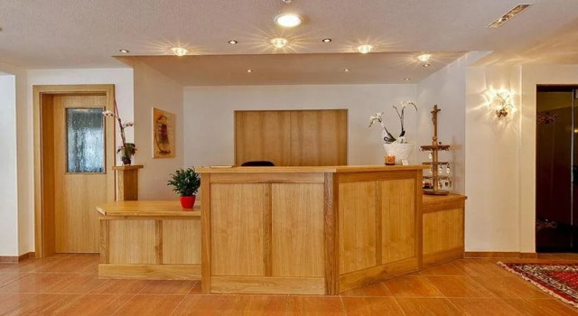 Bruno, Rezerwuj Hotel Hotele w Tyrol z parkingiem, Parking