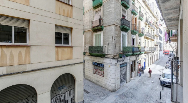 9 pax las Ramblas, Montserrat (Barcelona), Забронировать Отель Барселона провинция Барселона, рядом с Приход Св. Августина