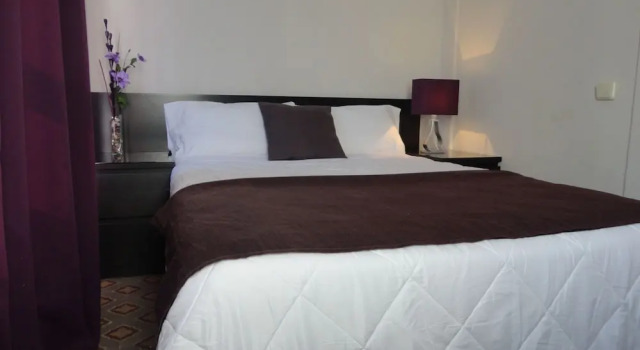 Двухместный номер Отель BruStar Gotic-Centric