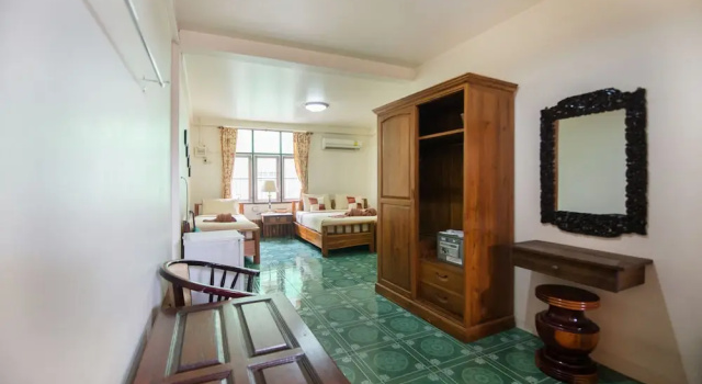Трёхместный номер Standard с балконом Pongphen Guesthouse