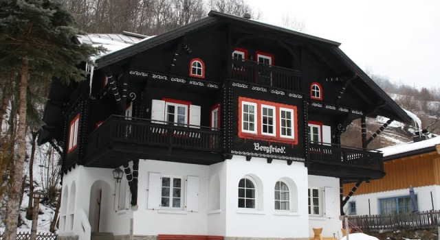 Spacious Villa in Zell am See near Ski Area