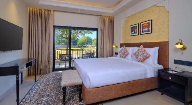 Двухместный номер Superior с балконом Pride Amber Vilas Resort & Convention Centre