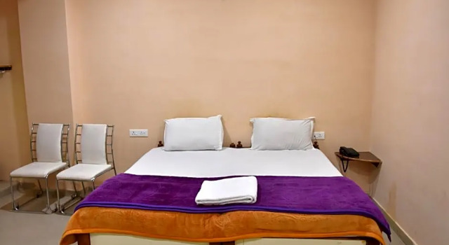 Номер Deluxe Hotel Sarweshwary