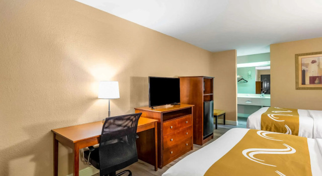 Standard quadruple chambre Quality Inn Quincy - Tallahassee West