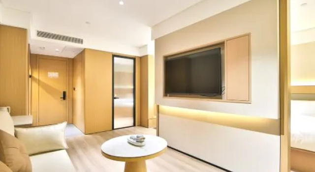 Люкс Lion Designer Hotel (Yanji Yanbian University Normal Branch)