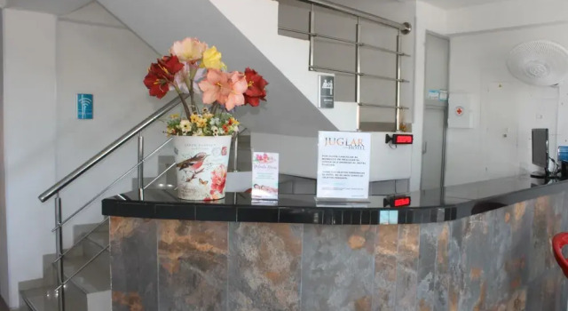 Hotel Juglar, Varaa Hotelli Hotellit Cesar aamiaisella, Aamiainen