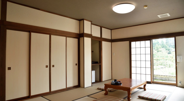Nishidani Onsen Chuseikan, Boek Hotel Nagaoka 