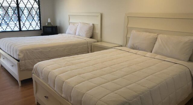 Spinnaker Inn of Naples, Buchen Sie Hotel Naples 