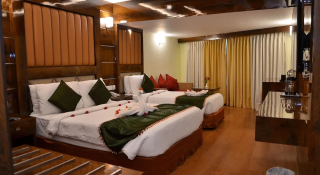 Трёхместный номер Executive Benzz Park - Kodai