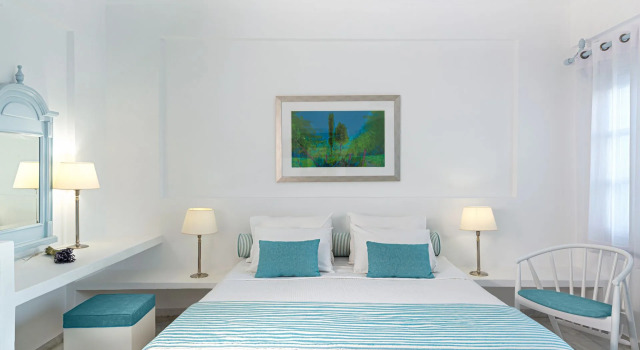 Полулюкс Santorini Kastelli Resort